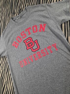 Gildan Heavy Cotton Boston University Grey T-Shirt